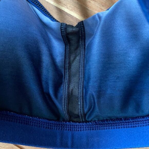 Wear It To Heart Blue Leopard Sports Bra - Picture 8 of 9